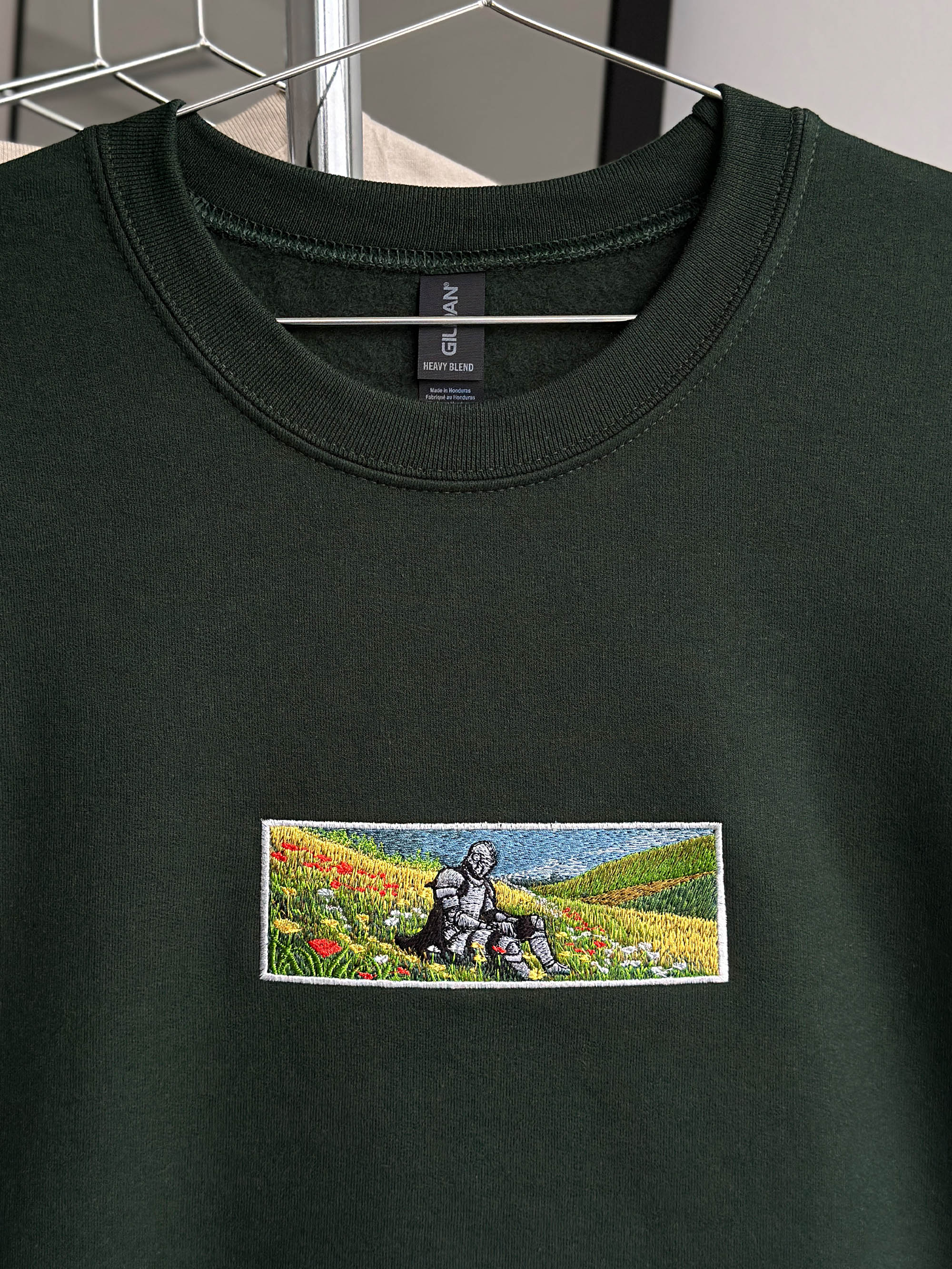 Bright Fantasy Standard Sweatshirt Forest Green M